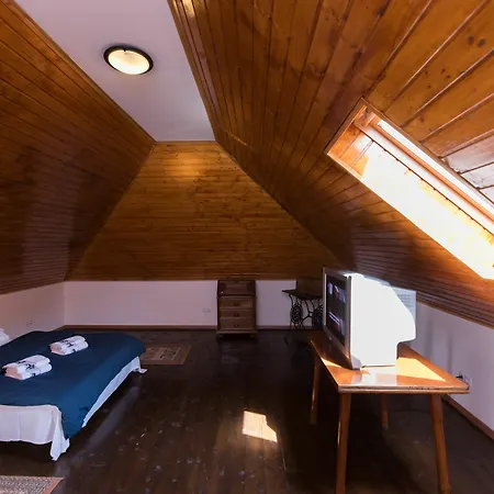 Rares Villa